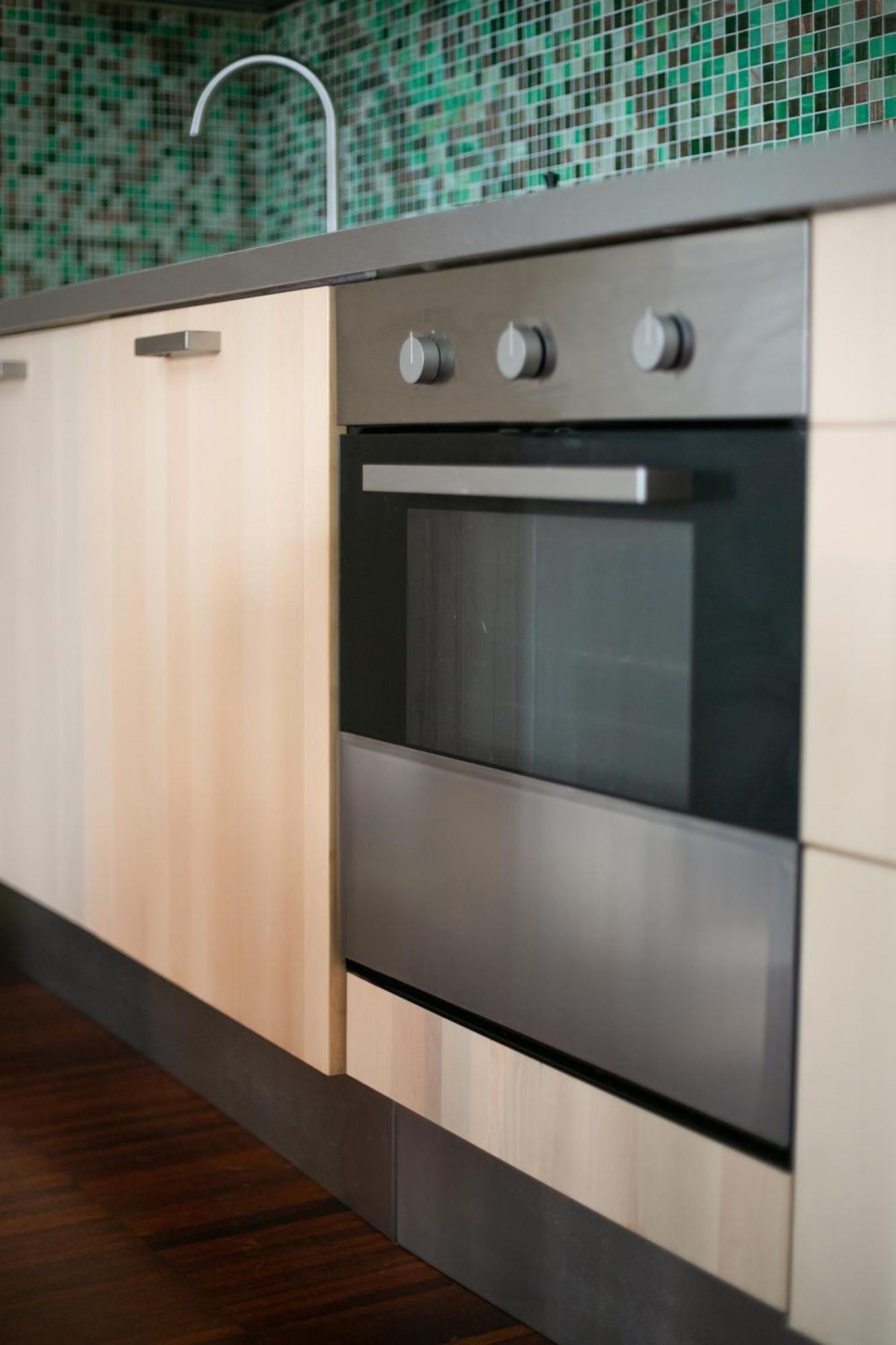 White And Brown Exclusive Loft With Terrace - Free Parking - M2 Station Apartment มิลาน ภายนอก รูปภาพ