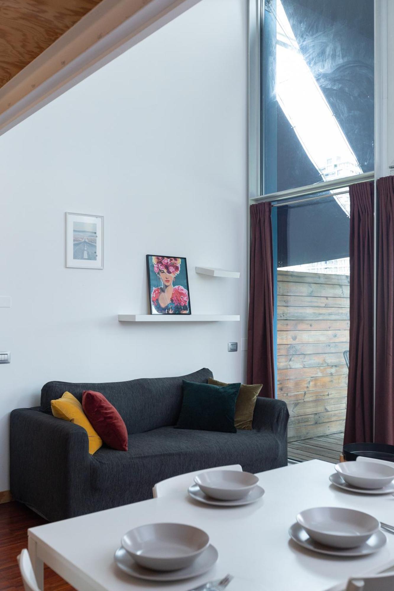 White And Brown Exclusive Loft With Terrace - Free Parking - M2 Station Apartment มิลาน ภายนอก รูปภาพ