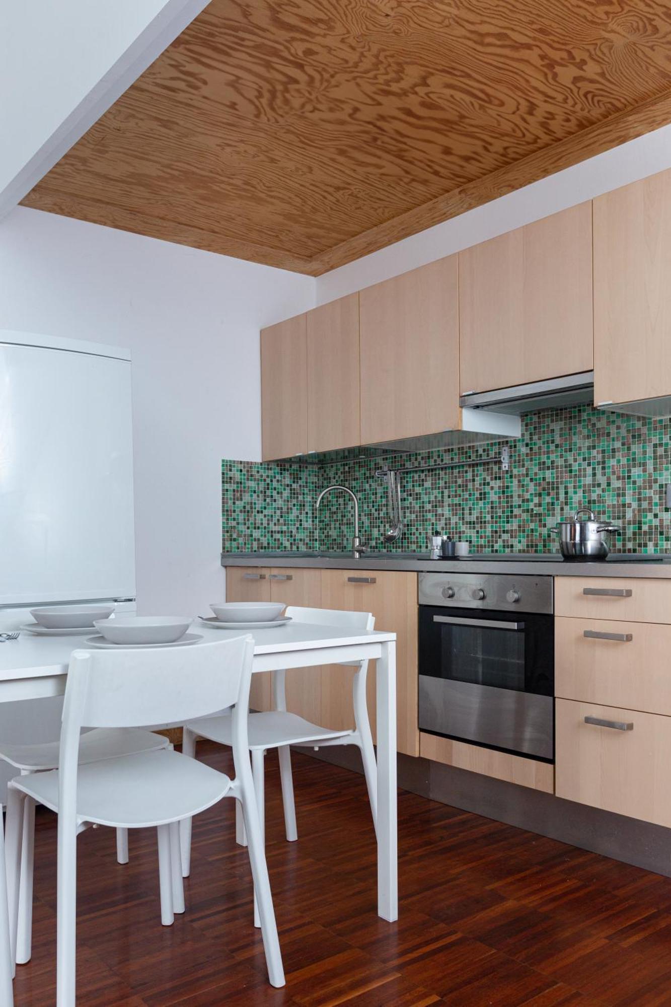 White And Brown Exclusive Loft With Terrace - Free Parking - M2 Station Apartment มิลาน ภายนอก รูปภาพ