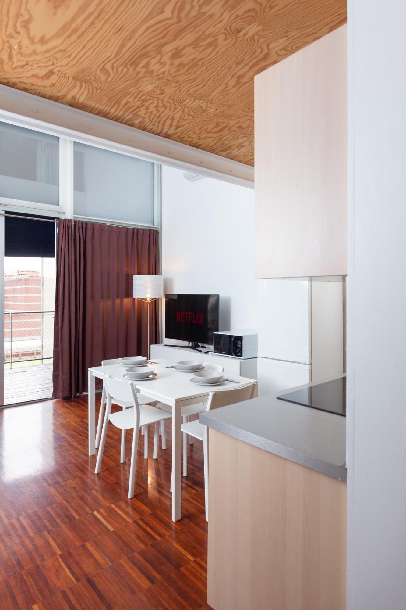 White And Brown Exclusive Loft With Terrace - Free Parking - M2 Station Apartment มิลาน ภายนอก รูปภาพ